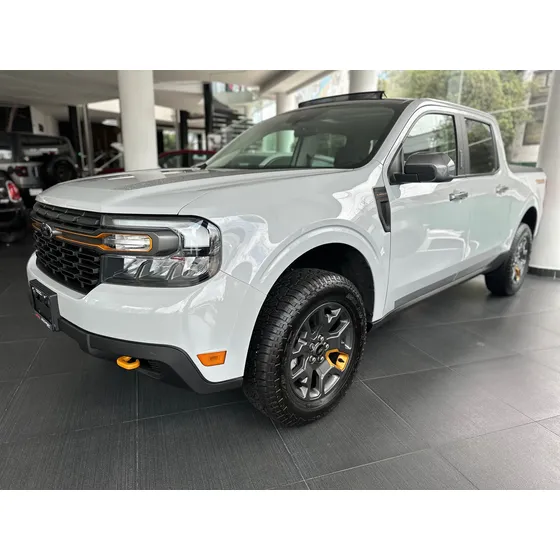 Ford Maverick Lariat Tremor