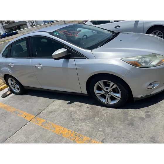 Ford Focus Se At