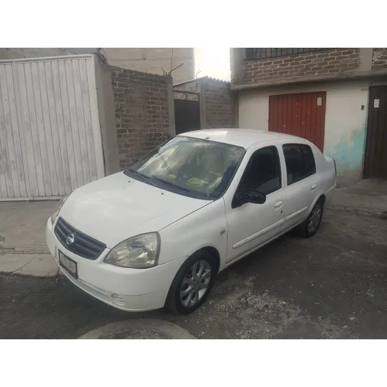 Nissan Platina 1.6 Custom Ac Mt