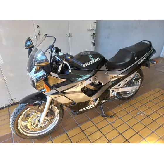 Suzuki Gsx 750 F