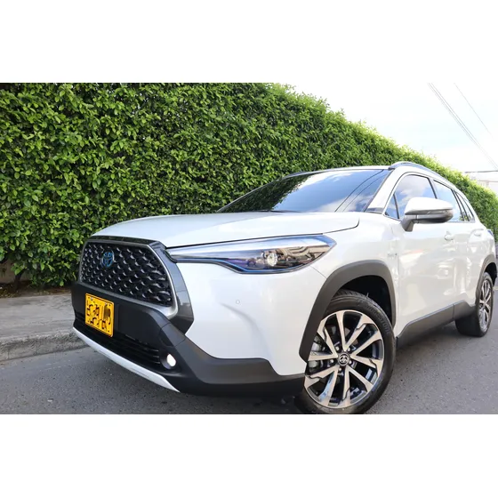 Toyota Corolla Cross Seg Hybrid Full