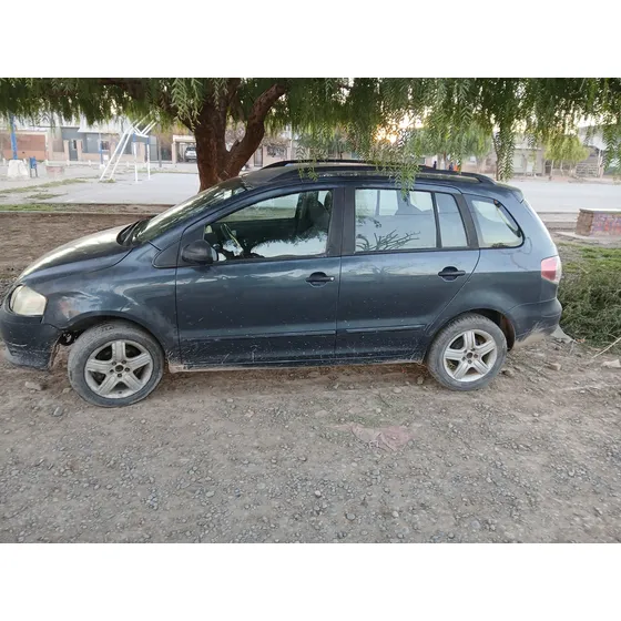 Volkswagen Suran 1.6 I Highline 60d