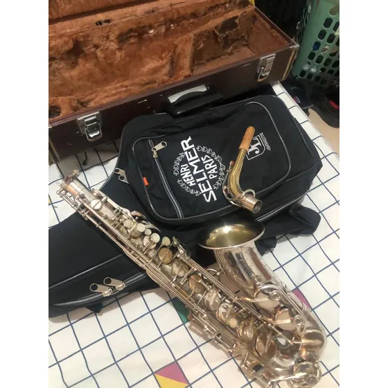 Saxo Henri Selmer Paris
