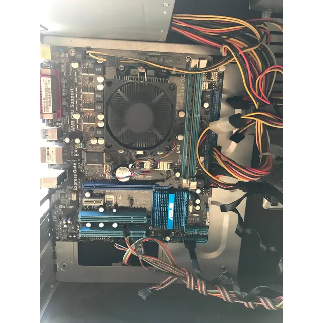 Pc Asus M4n68t-m 2gb Ddr3 Amd Sempron 140 2.7 Ghz 500gb