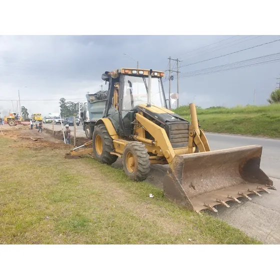 Venta Retroexcavadora Caterpillar 420d - Modelo 2006