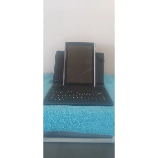 Tablet Acer A500 Esta Usada Anda Perfecta No Tiene Cargador