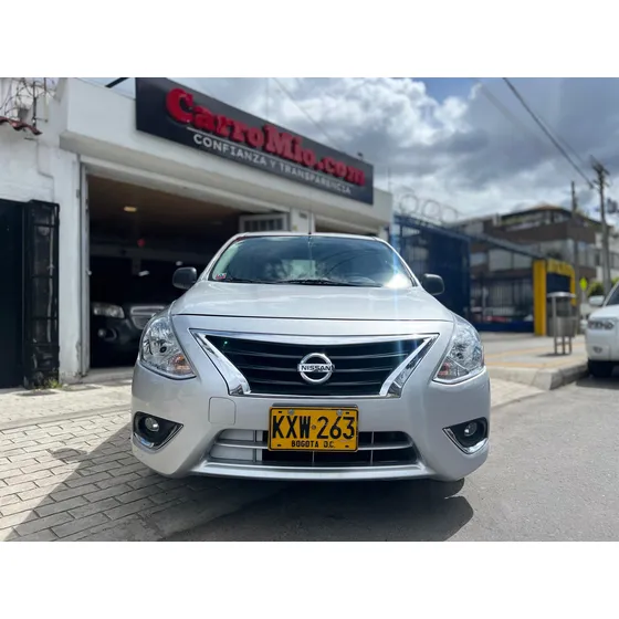 Nissan Versa 1.6 Advance