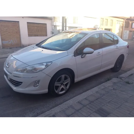 Peugeot 408 2.0 Allure Nav 143cv