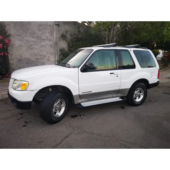 Ford Explorer Sport 2 Dr 4x4 4