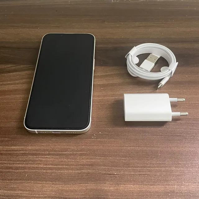 iPhone 13 Libre Blanco Impecable!! Permuto