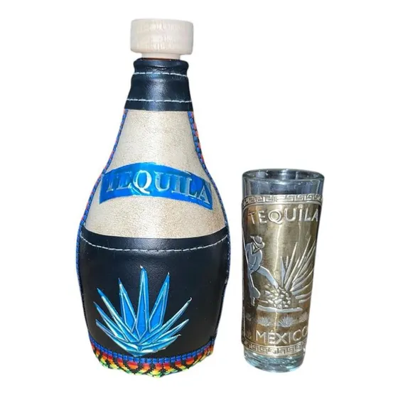 Botella Licorera Forrada 400ml Negra Con 1 Tequilero 60ml Agua