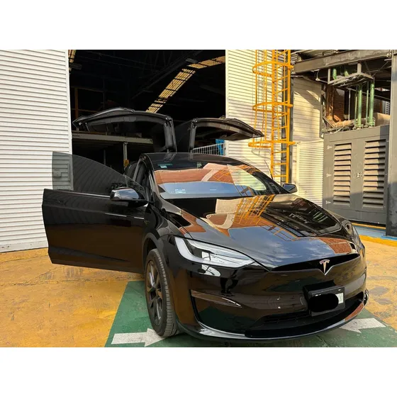 Tesla Model X 90d Mt