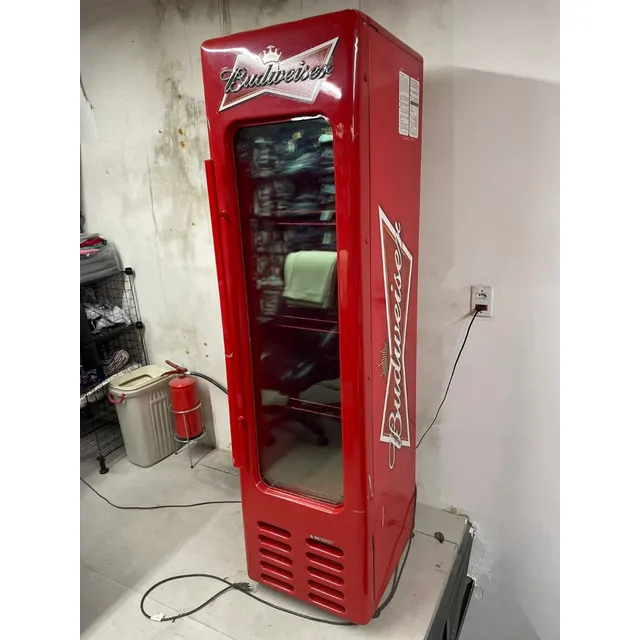 Cervejeira Gelopar Retrô Budweiser