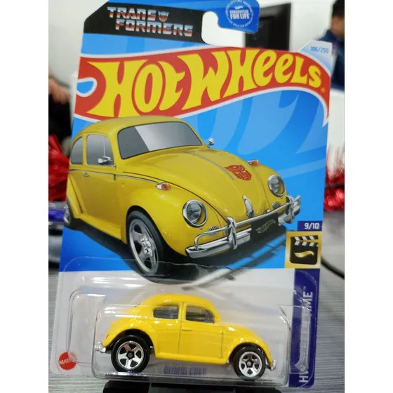 Hot Wheels Transformers Bumblebee