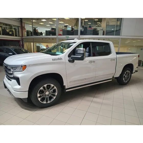 Chevrolet Silverado 5.3 V8 High Country