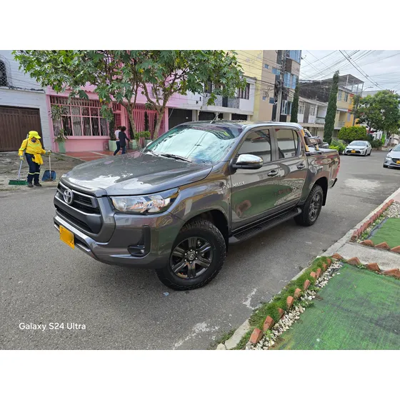Toyota Hilux 2.4l