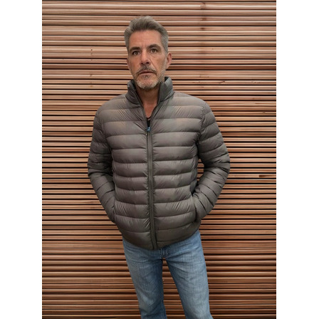 Campera Hombre Inflada Liviana S/ Capucha C/bolsa Nylon Campera Hombre Inflada Liviana S/ Capucha C/bolsa Nylon