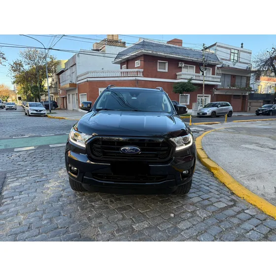 Ford Ranger Black Edition Cabina Doble 4x4 Diesel At