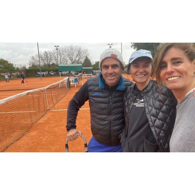 Clases De Tenis Aat Con Hernan De Raqueton