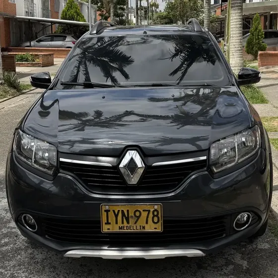 Renault Stepway 2017 1.6 Dynamique / Intens