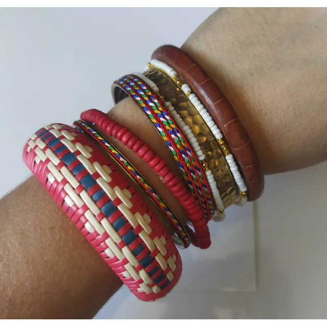 Pulseras, Conjunto De Diferentes Diseños Roja, 8u, Nuevas