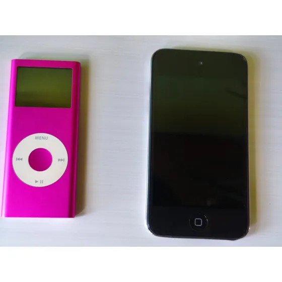 Ipod Nano Y Ipod Touch 4ta Gen Con Detalles Negro/rosa
