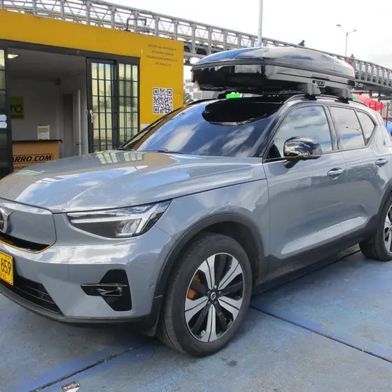 Volvo Xc40 2023 Pure Electric P8
