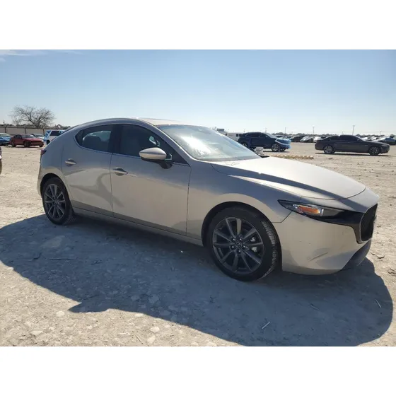Mazda 3 Hb 2024 Yonke Partes Piezas Desarmo Despiezo