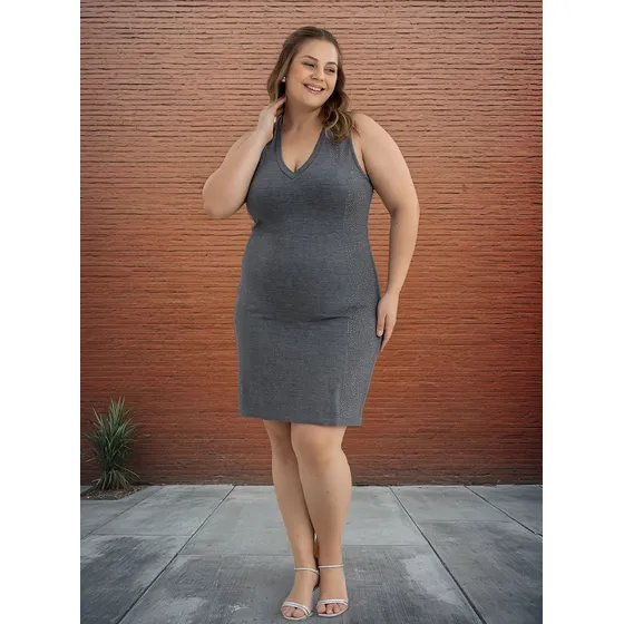 Vestido Midi Plus Size Brilho Glamouroso Sem Mangas