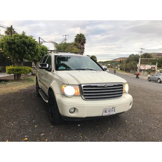 Chrysler Aspen 5.7 Limited 4x2
