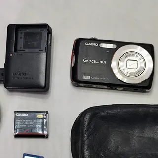 CASIO EXILIM 12.1メガピクセル Camera Casio Exilim 12.1 | Mercado Livre