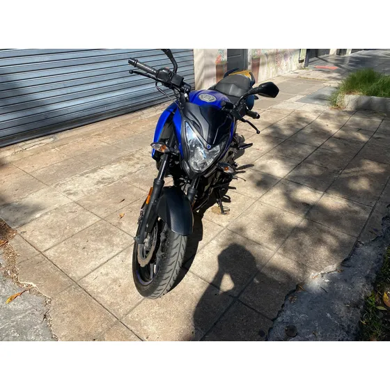 Bajaj Rouser Impecable