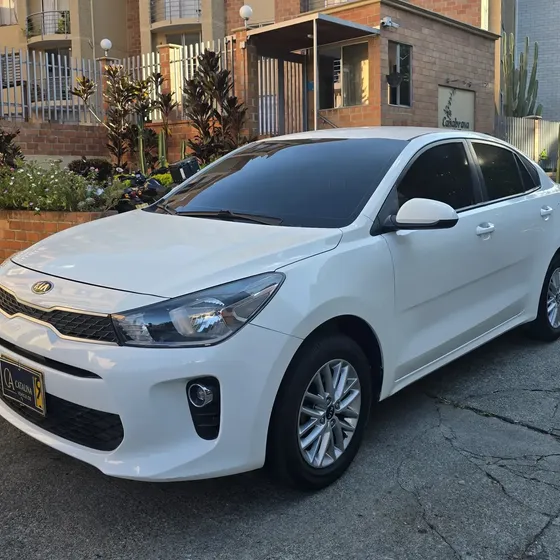 Kia Rio 2020 1.4 Vibrant At