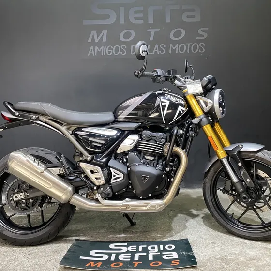 Triumph Speed 400 Negra 2026 300 Kms 