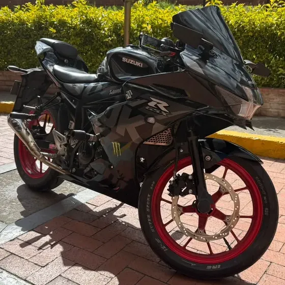 Suzuki Gsx-r 150  Modelo 2023 | Excelente Estado