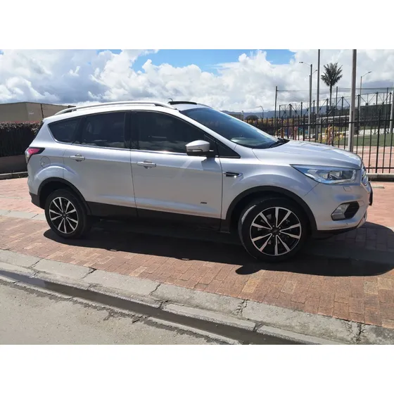 Ford Escape 2.0 Titanium