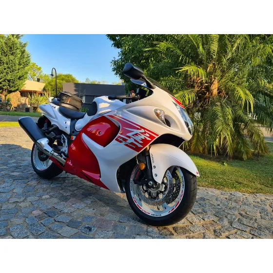 Suzuki Gsxr 1300 Hayabusa, Modelo 2018, Rodada En 2019