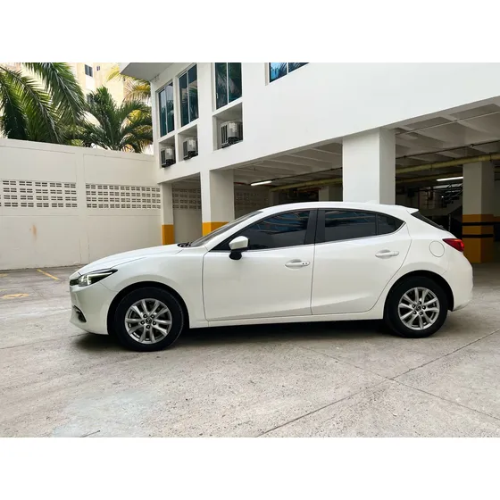 Mazda 3 2.0 Sport Touring