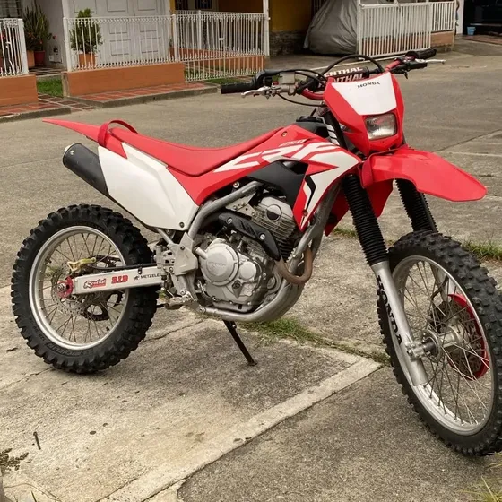 Moto De Enduro