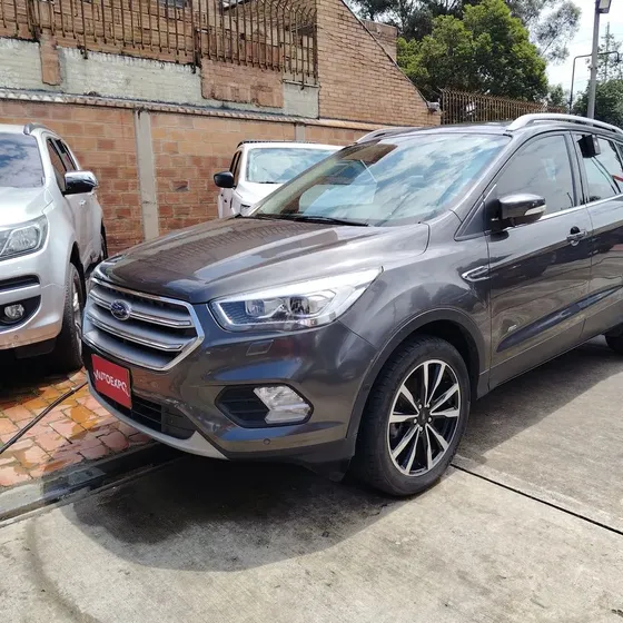 Ford Escape 2018 2.0 Titanium