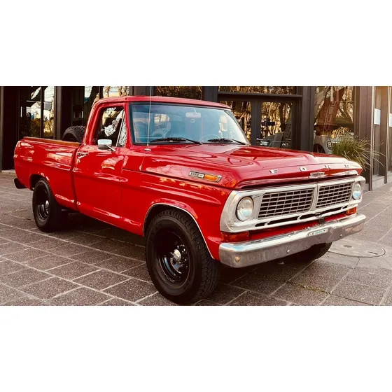 Ford F-100 Naftera