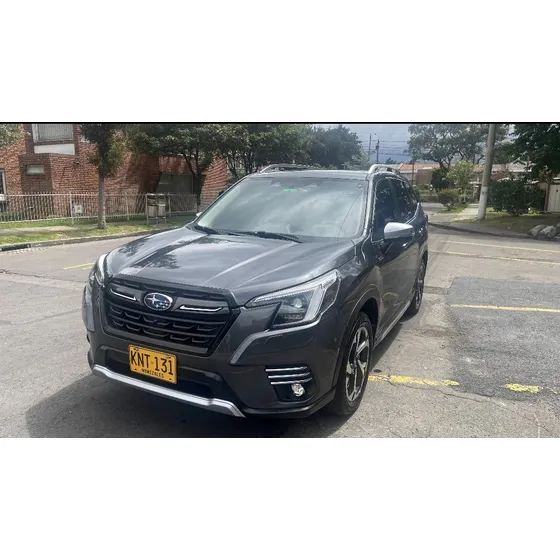 Subaru Forester 2.5 Eyesight Cvt
