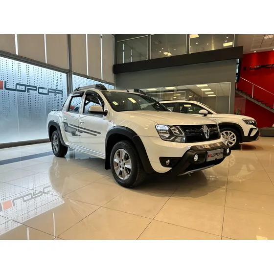 Renault Duster Oroch 2.0 Outsider Plus
