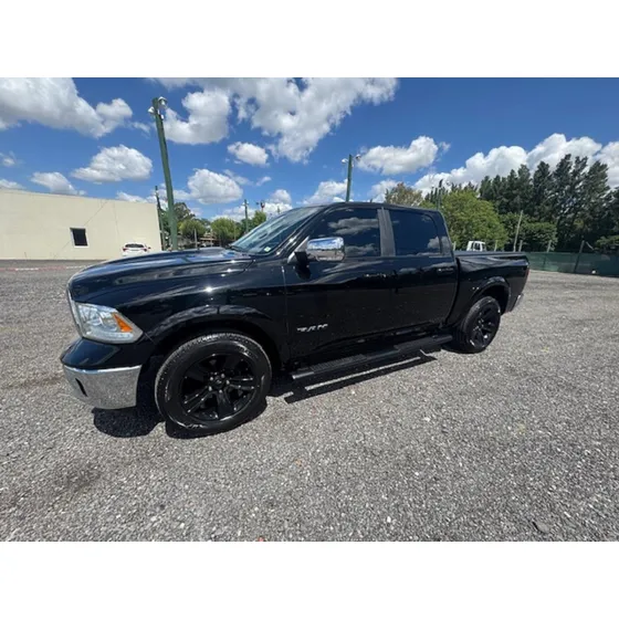 Ram 1500 5.7 Laramie Atx V8