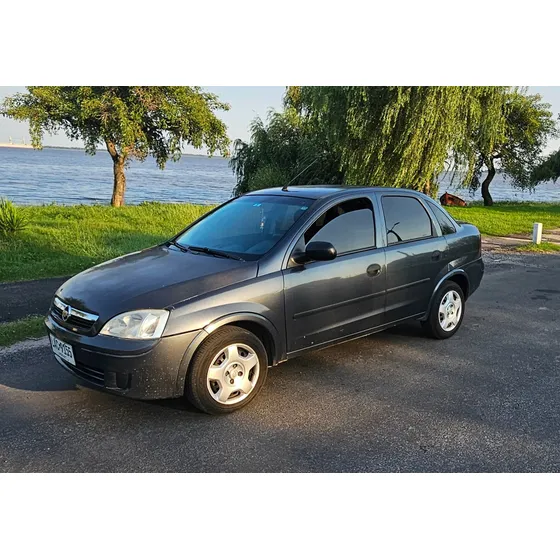 Chevrolet Corsa 1.8 Gl Aa+da