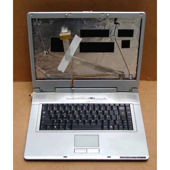 Notebook Itautec W7645 - Defeituoso - Ler Descrição