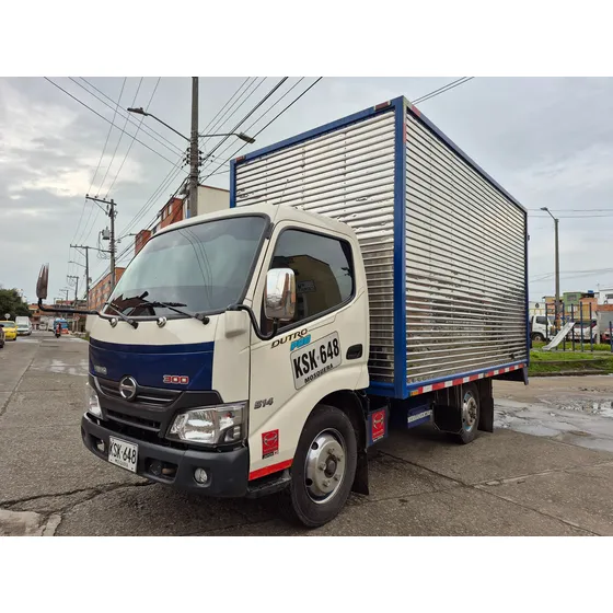Hino Dutro 300 Pro 4.0
