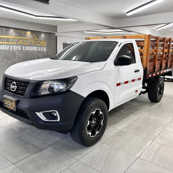 Nissan Np300 Frontier 2020 2.5 Estacas Diesel 4x4 Mt
