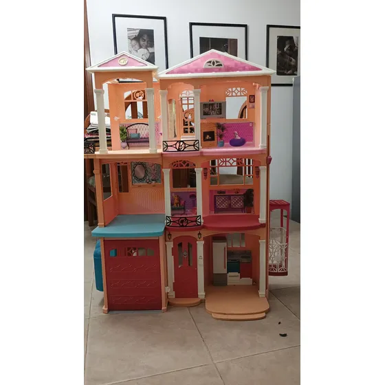 Casa De Barbie + Otros Juguetes