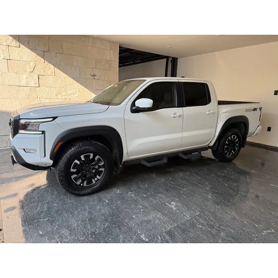 Nissan Frontier 3.8 V6 Pro-4x 4wd Mt